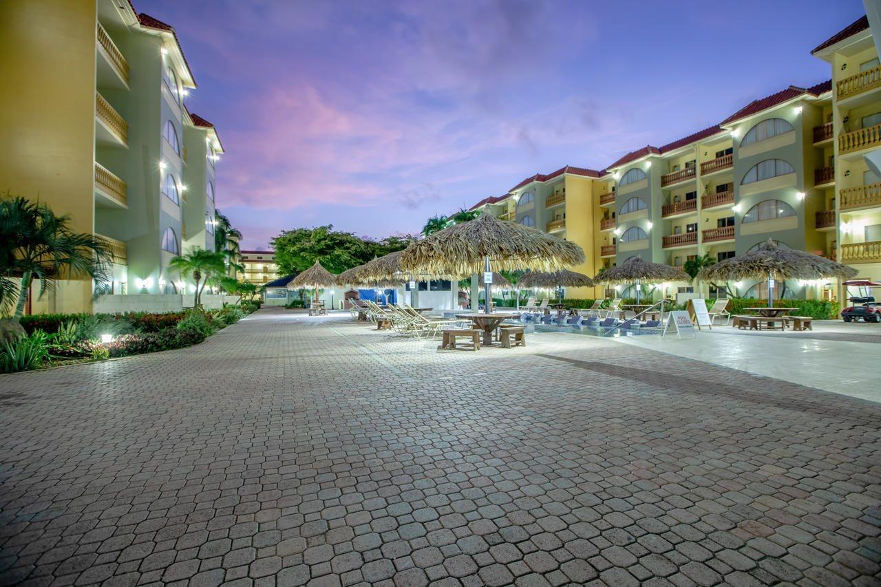 Eagle Aruba Resort Palm Beach Exterior photo